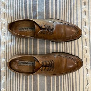 Johnston & Murphy Leather Shoe -size 8.5